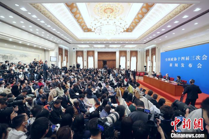 粤港澳大湾区路相通、城相融、心相连