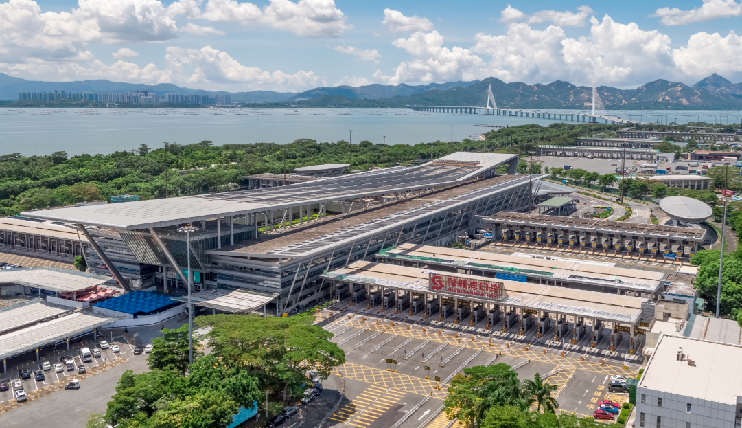 深圳湾口岸“一地两检”大楼